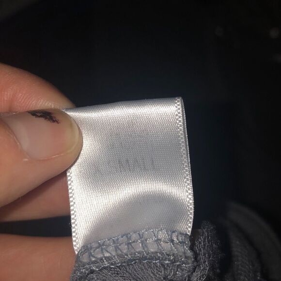 Harlowe and graham gray shirt - Picture 6 of 6